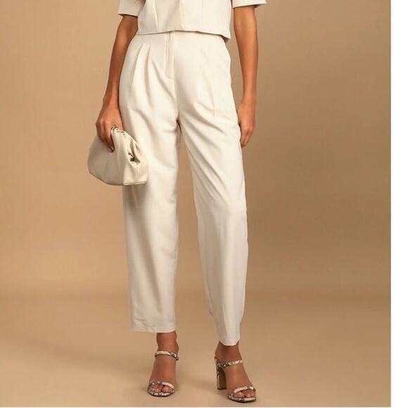 NWT Lulus Cream Pleated High-Waisted Trouser Pants Sz Large - Picture 1 of 13